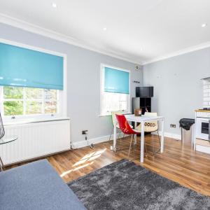 Central 1-Bed Flat - Walk to Whitechapel Station