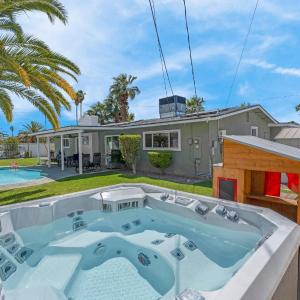 Next to Strip | Pool | Hot Tub | BBQ | Buddy Rich