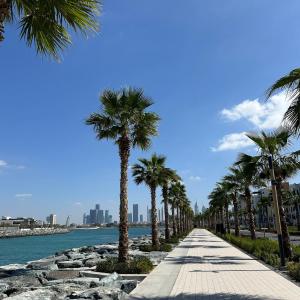 2BR by Sea, 15min to Dubai Mall