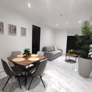 New apartment on the ground floor in CUN