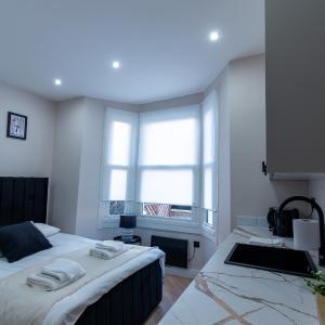 Tranquil Studio in Streatham - One