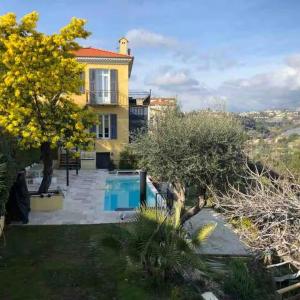 Duplex In Villa With Private Pool In Nice Hills