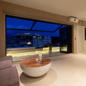 Aura Vista Acropolis view