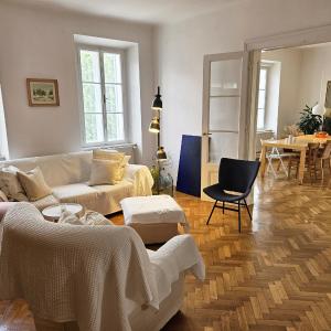 Riverside stay & Castle view Aapartment Mara Tour As Ljubljana