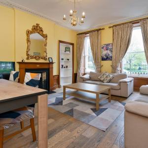 Cozy 2BR Retreat - City Centre