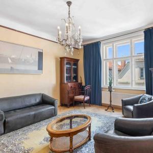 Spacious 2BR 2BA Apartment in the Heart of Prague