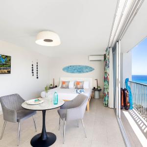 29 Fl Studio King Bed, Kitchenette & Ocean Views