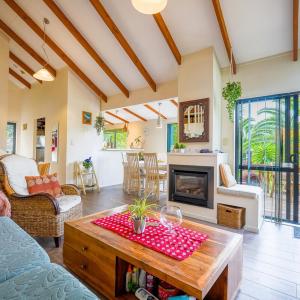 Secluded Forest Cottage in Northcross