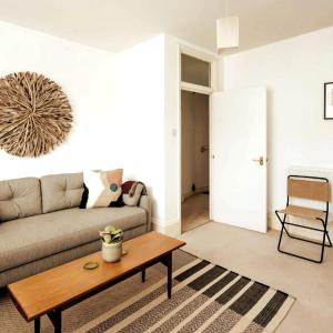 Beautiful Designer Flat in Maida Vale, Sleeps 4