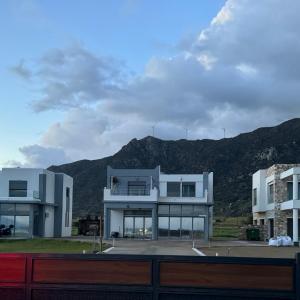 Previllage Red Apartments 9-10-11