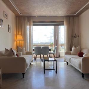 Grand appartement la corniche vue panoramique sur Casablanca