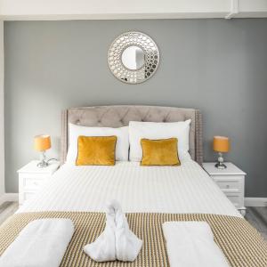 NEW Sleek & Modern Studio in the Heart of Chelsea