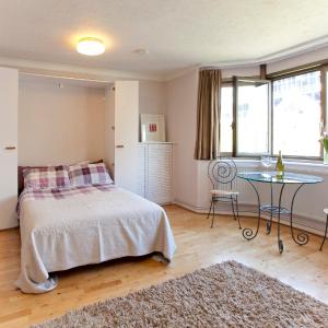 Tower Bridge Apartment