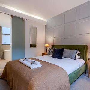St Paul's I Your Apartment