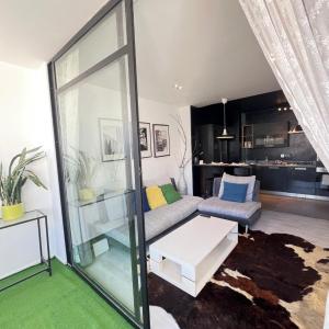 Stay IN GAUTHIER studio M
