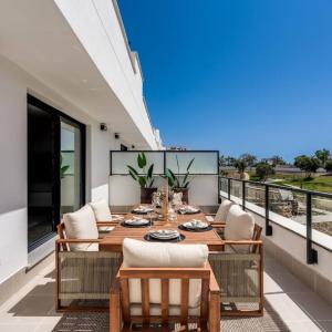 Luxury Apt. Aranya Estepona Pool and Parking