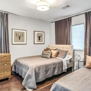 Luxury Nashville Home 2 Miles to Honky Tonks