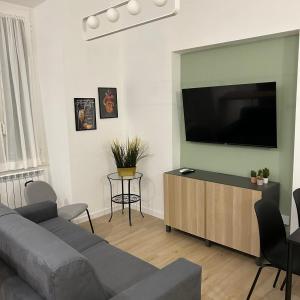 San Giovanni Flat Re di Roma