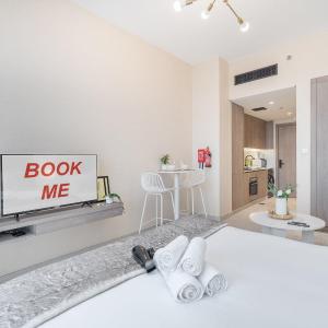 StayShort - Heart Captivating Studio in Laya Heights
