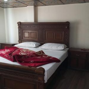 white onion hotel and restaurant