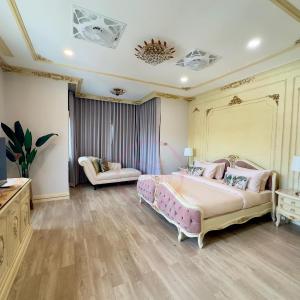 บ้านคุณนาย BaanKhunNaiPhaholyothin24