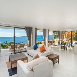 Reve Samui Luxe Seafront Residence with Panoramic Views