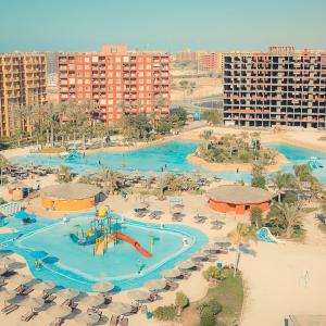 Luxury Chalet with Aqua Park Access By Best of Bedz Signature Experience