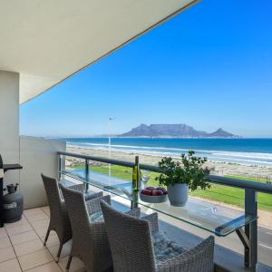 Sea Spray B306 by Host Agents