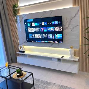 1 BR Apartment in Downtown Dubai
