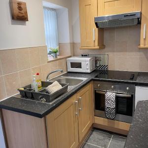 No 7 AT SANDRINGHAM - 1 BED NEAR SEFTON PARK AND LARK LANE