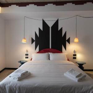 Bazaar Hotel