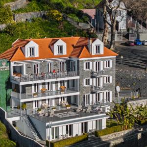 OurMadeira - Babosas Village, gardénias and greenspaces