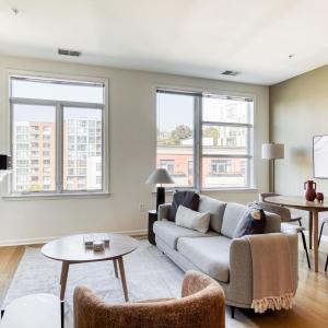 Hoboken 2br w wd gym pool nr UN NYC-1005