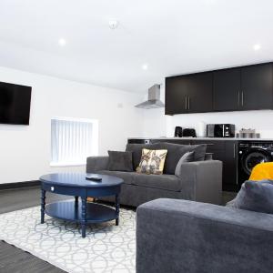 Snuggle Cove Apartments- Walton Road