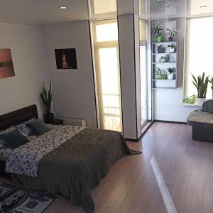 Comfortable Studio Apartments in a Secure Residential Complex Comfort Town КТ-02