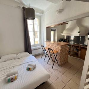 A092-Studio agreable avec mezzanine - Le Suquet