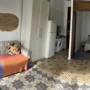 Classic apartment near the sea