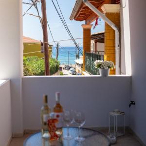 Alemar Collective Lime studio by the sea