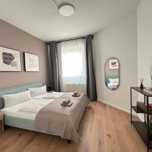 135qm - 6 rooms - city - 2 bathrooms - free parking - MalliBase Apartments