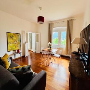 Nani'House Apartment in Lecco lake view