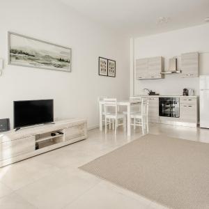 Bright and new flat close to Navigli area