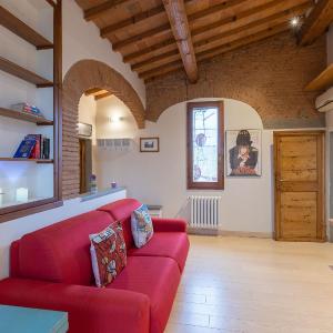 San Zanobi Nest in central Florence