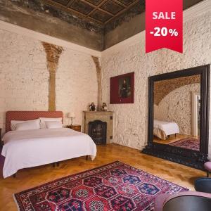 King Charles Apartment