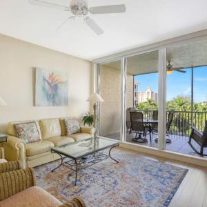 Fun in the Sun―Relax and Play Just Steps From the Beach