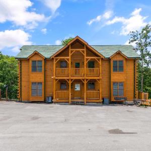 Moonlight Lodge