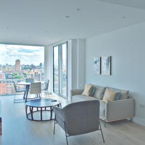 Skyline 1BR City View Apartment near Tower Bridge