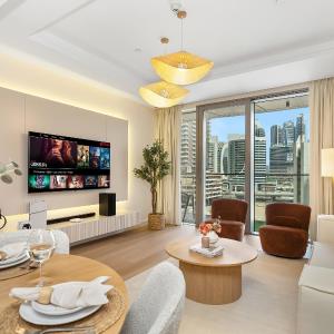 Caabi I Dubai Mall Suite I Steps From Burj Khalifa