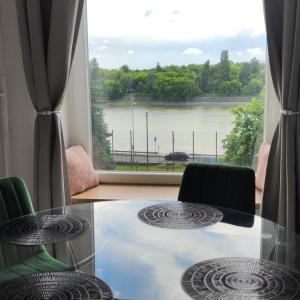Duna Panorama -two-bedroom apartment with terrace