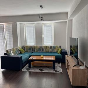 Cozy apartment with free parking