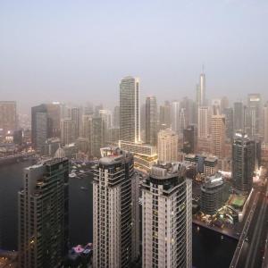 Livbnb - Scenic 2BHK with Amazing Marina Views